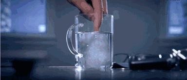 瞬间魔术教程,最简单又让人不可思议的小魔术