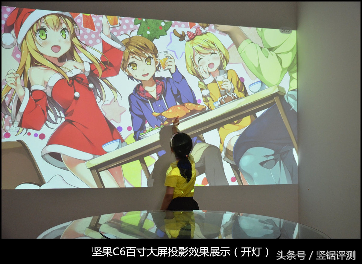 坚果c6投影流明,极米z4x和坚果c6投影哪个好