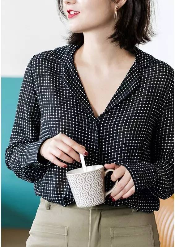 淘宝女生短袖哪个店的衣服质量好,有没有什么推荐的淘宝衣服店