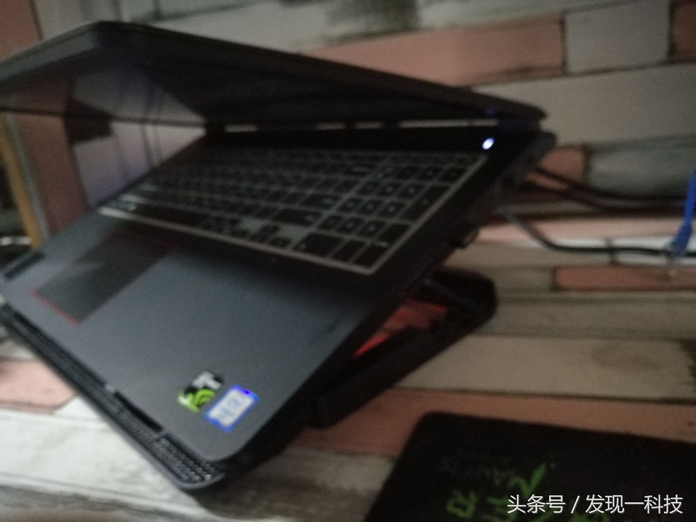 酷睿冰尊散热器a9怎么使用视频,使笔记本散热更快的散热器推荐