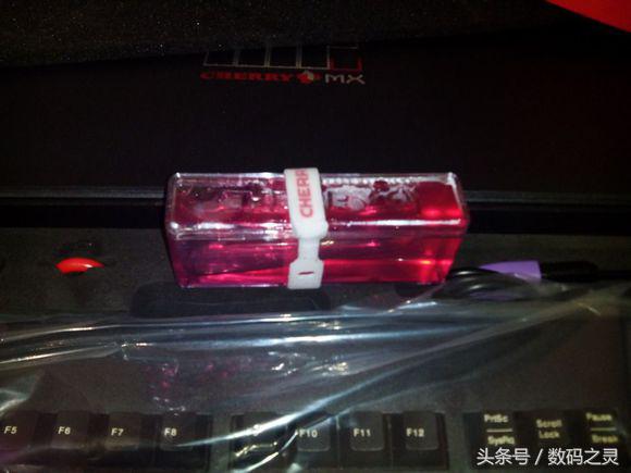 樱桃g80381机械键盘怎么样,樱桃青轴机械键盘测评