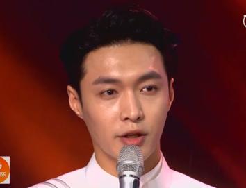 鹿晗踢足球王嘉尔,鹿晗踢足球陈赫