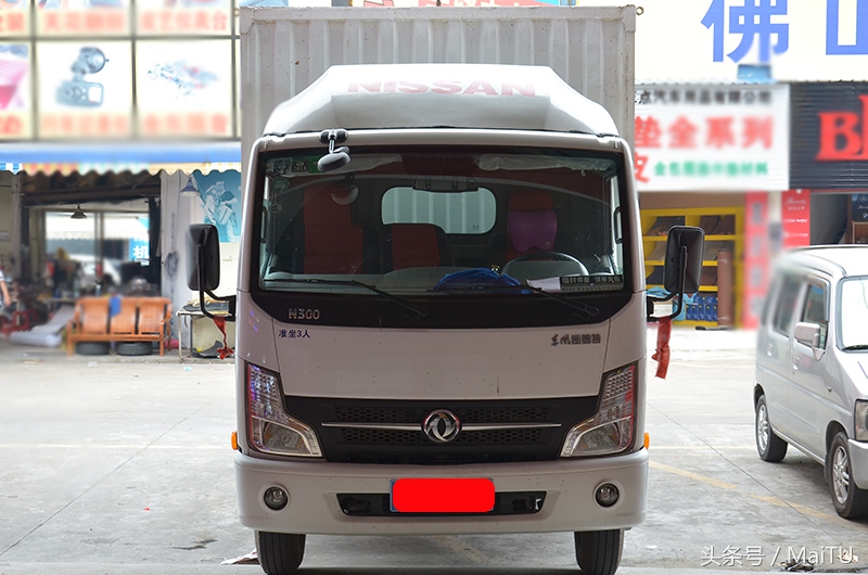 很多老司机都说货车的灯光会害死人，那是他们因为没有按套路来搞