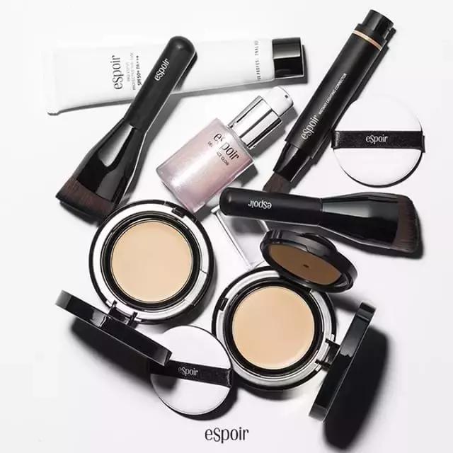 mac气垫遮瑕怎么样 (mac哪个色号适合淡妆或裸妆)