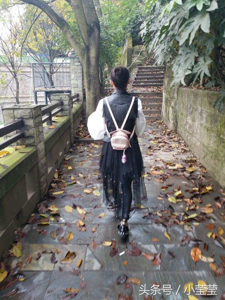 重庆龙缸景区偶遇外国人,重庆望远鹅岭公园视频