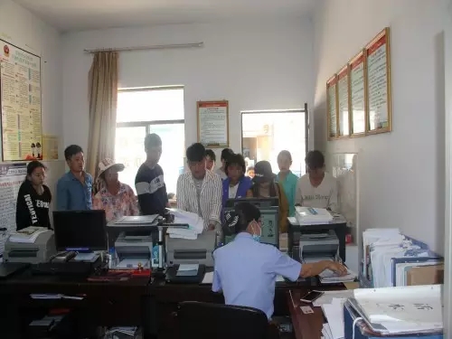 五一交警在岗守护平安路,五一交警在岗守护平安简报