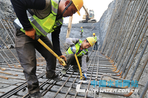 大藤峡水利枢纽左岸工程,大藤峡水利枢纽工程施工现场视频