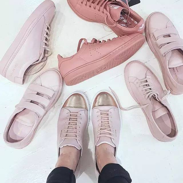 小白鞋和小粉鞋女生7-10岁,小女孩小白鞋小粉鞋