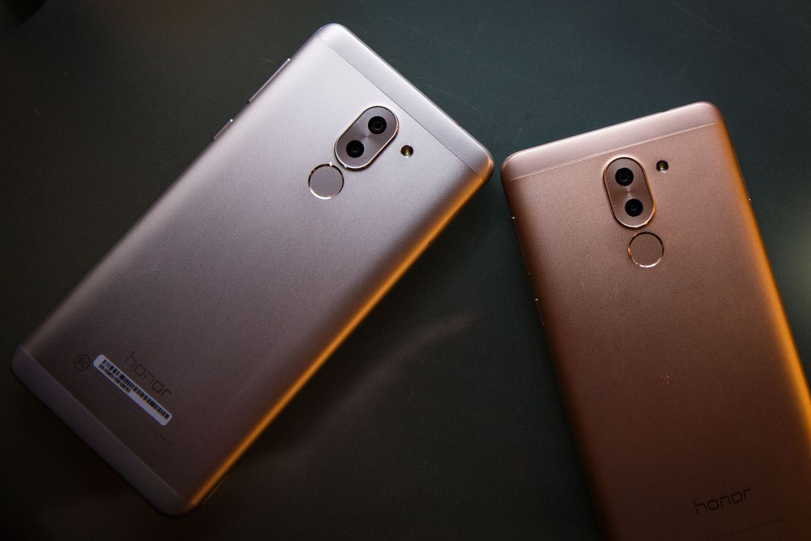 华为畅享60x和摩托罗拉g54哪个好,华为6x测评玩游戏