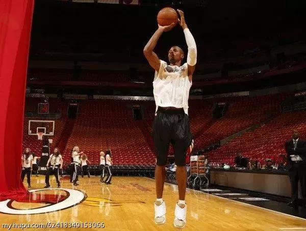 airjordan白红蓝的一款鞋,airjordan16上脚