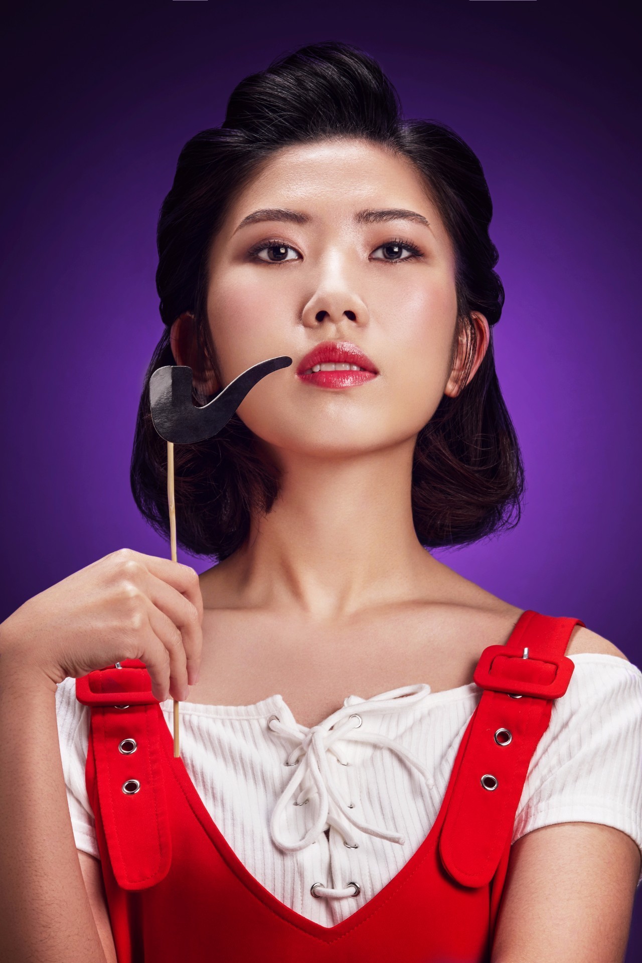 爱哭鬼、伪90后、败家女,咪蒙和她月薪5万的助理们