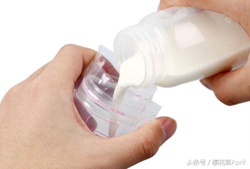 一月黄疸二月肠绞痛三月睡眠倒退,1月黄疸2月肠绞痛3月睡眠倒退