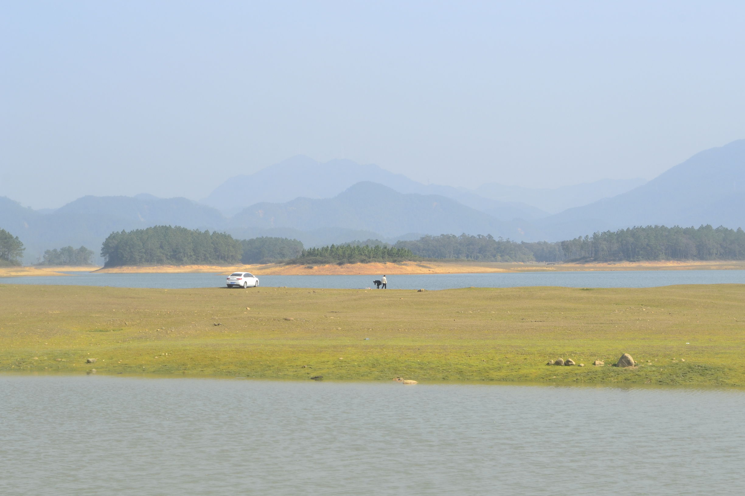 珠海周边游7——寻得草原，泛舟湖上