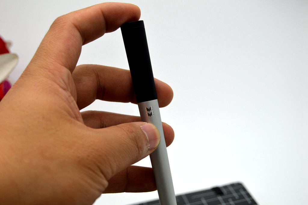 0.1mm精准测距，一划即测，千元售价是否超值