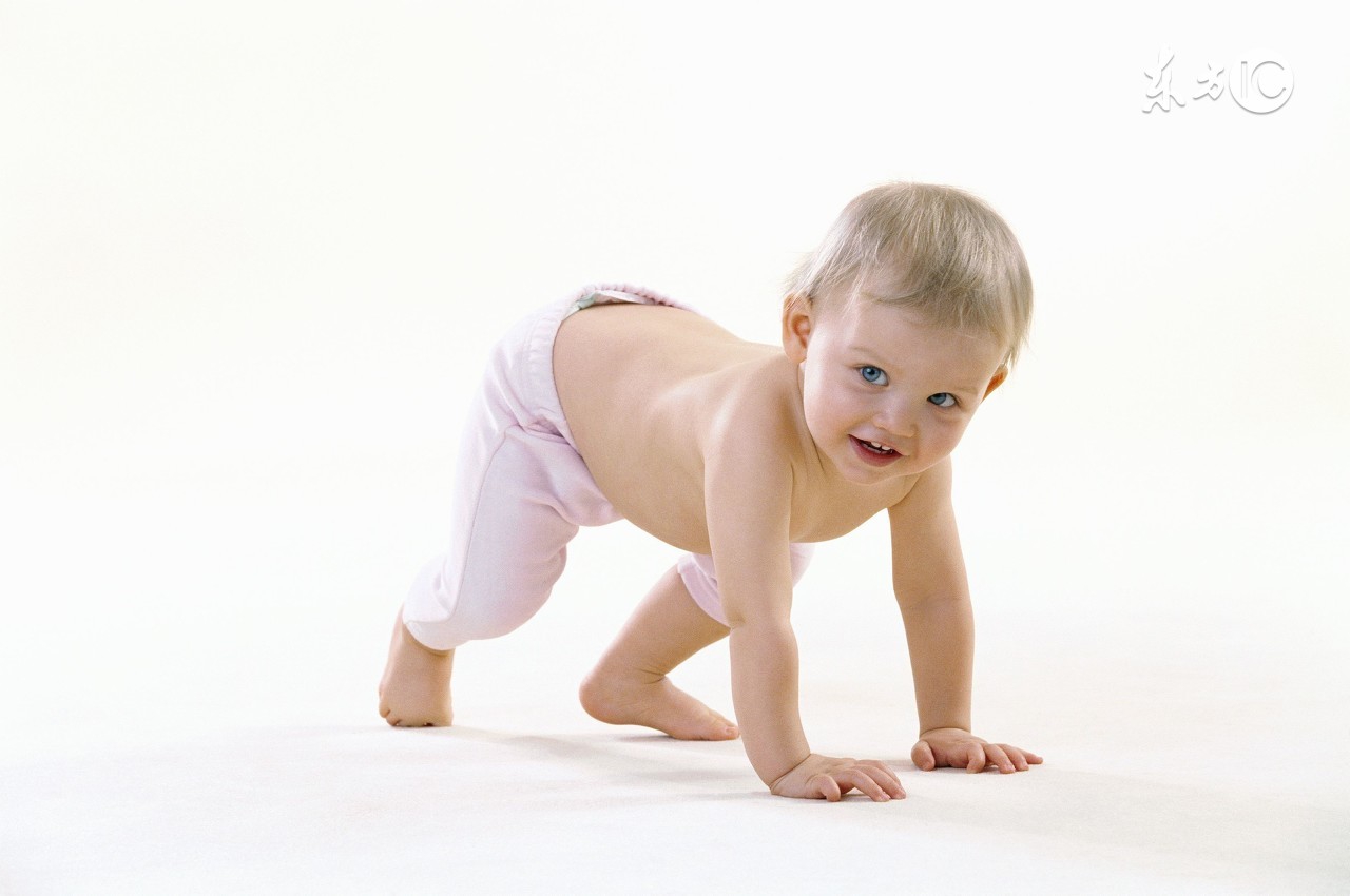 宝宝总是呕吐不止,宝宝一直呕吐没精神怎么办