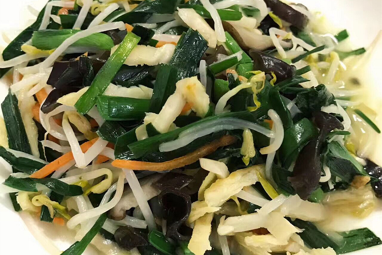 家常菜做法大全韭菜炒豆芽,肉丝韭菜炒豆芽图片高清大图
