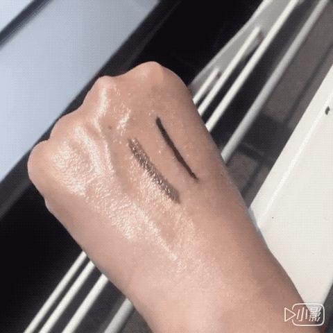 娜扎花少喷防晒是什么牌子的,花少古力娜扎同款防晒喷雾