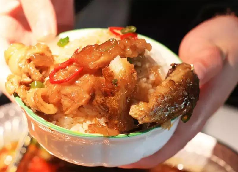 3折吃到嗨！小长假带女朋友来武汉这家店不喜欢算我输！