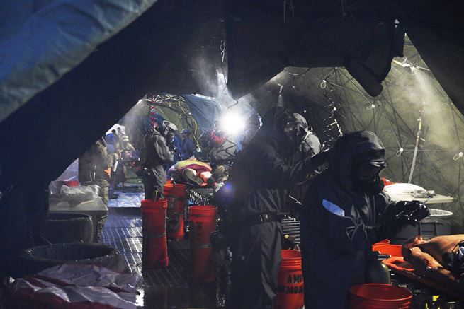 人类建造地下堡垒,人类建造避难所抵御核弹