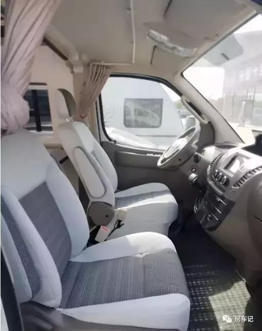 房车测评v80,房车测试女生