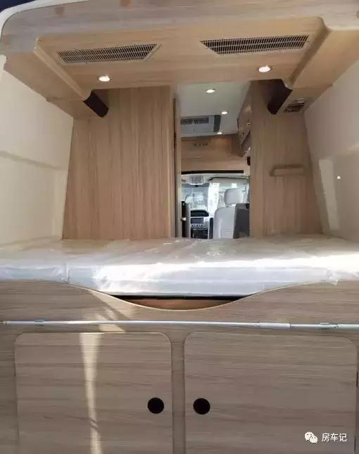 房车测评v80,房车测试女生