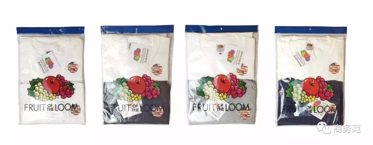 这家店只卖白T恤，一周开半天，门口总排起长队