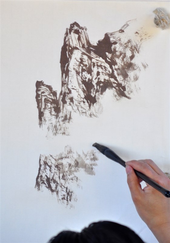 最新曾刚彩墨山水画技法,曾刚彩墨山水技法教学宝典