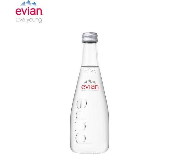 进口矿泉水王思聪,王思聪依云矿泉水