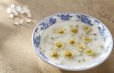 三招五式，调出好脸色，当然是中医食疗