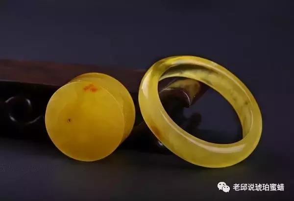 戴蜜蜡手镯有什么好处,各种蜜蜡手镯