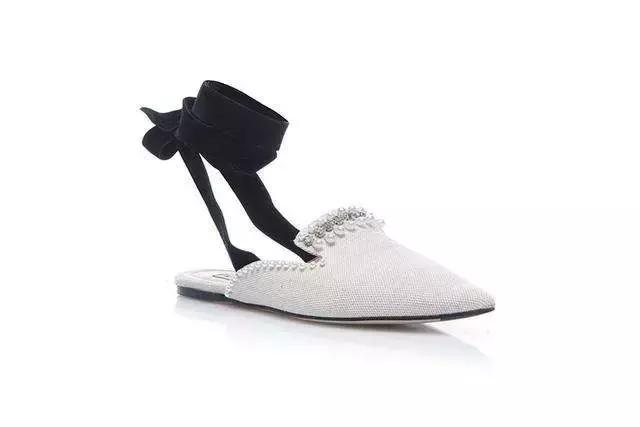 又好看又好穿的凉鞋,今夏最火4款凉鞋总有一双打动你