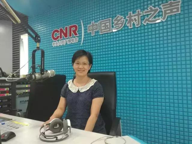 干农活脚关节酸痛贴什么好,干农活导致的手指关节痛怎么治疗