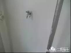 工程建设楼房渗漏水问题总结,外墙空鼓开裂渗漏水维修施工方案