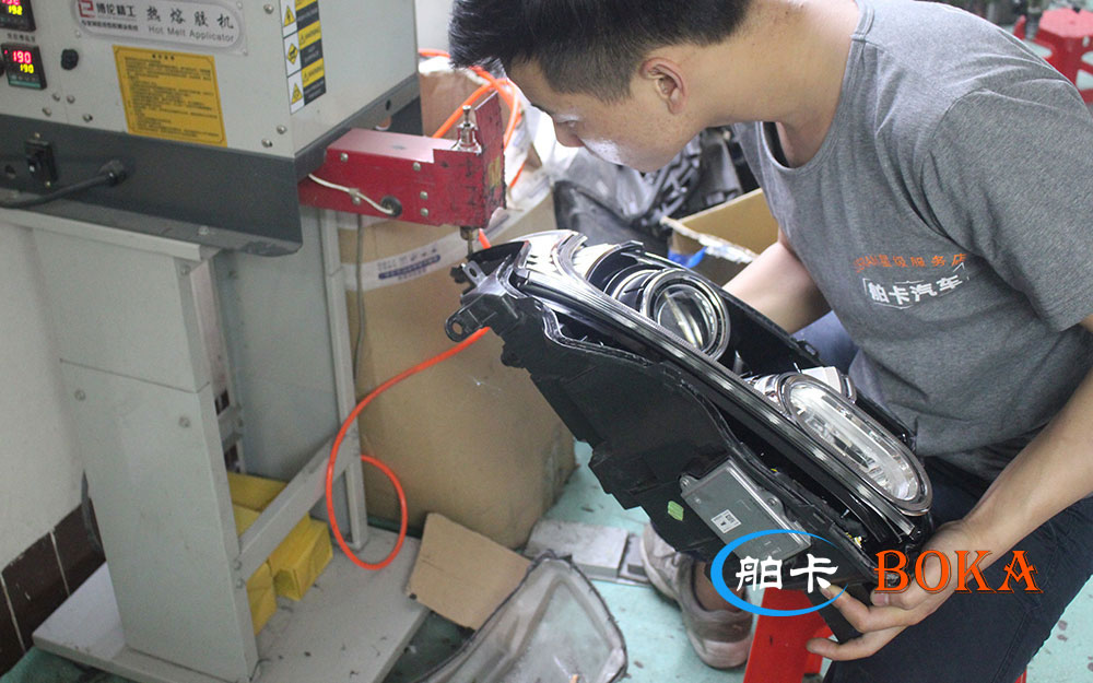 揽胜矩阵大灯改装欧司朗,路虎揽胜大灯改装价格