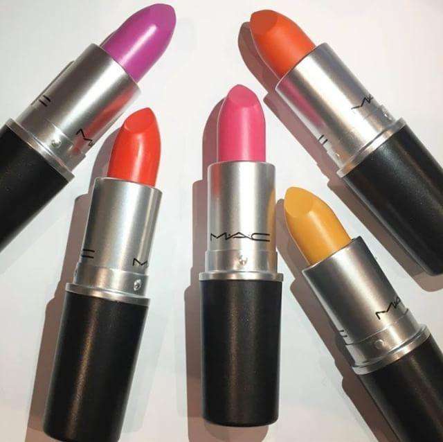 四大色系热门唇膏色号通通报给你,照着买准没错!