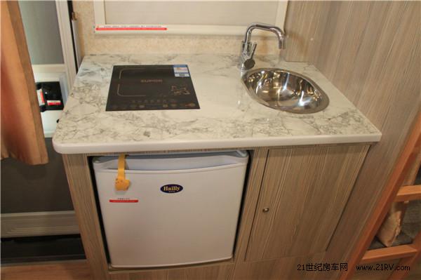 小身板大肚量,凯伦宾威5043xl房车