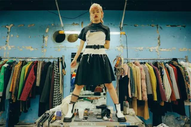 潮人好看衣服店铺推荐,现在潮人去哪里买衣服便宜