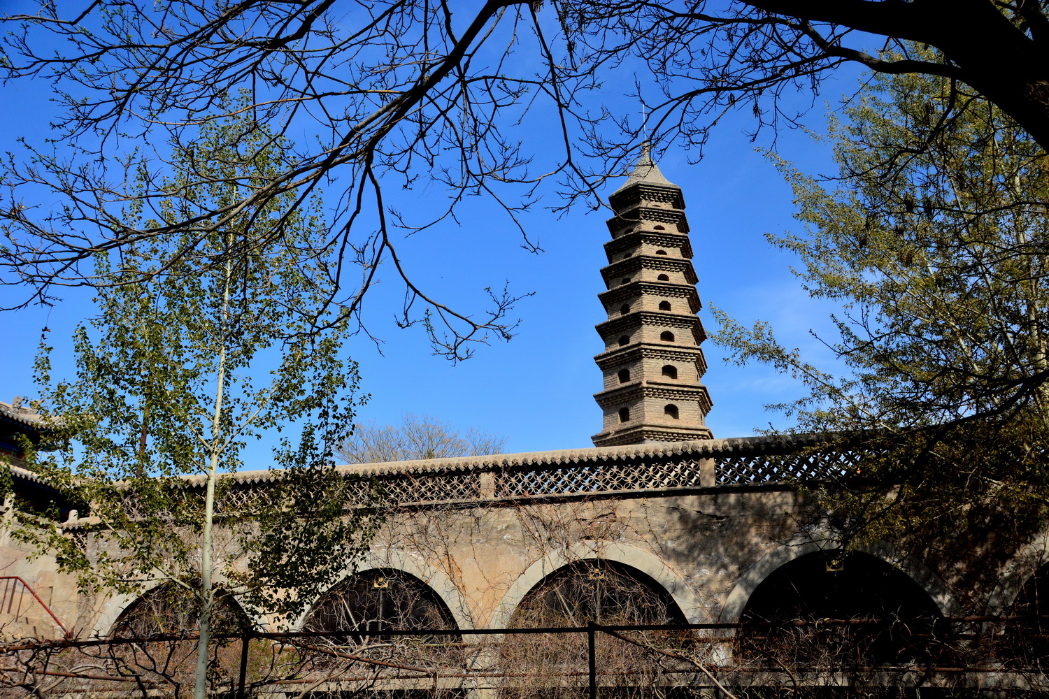 兰山公园在皋兰山上吗,站在兰山看风景