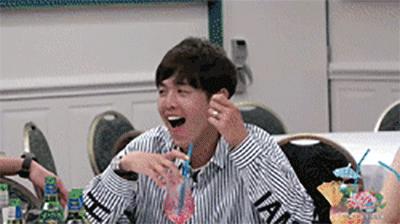 住着几千万的房子却用这几十块的粉饼，还有谁！