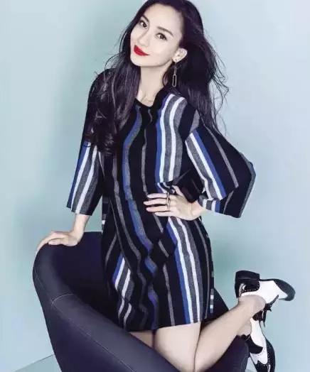 平底鞋怎么搭配好穿,平底鞋如何搭配出高级感