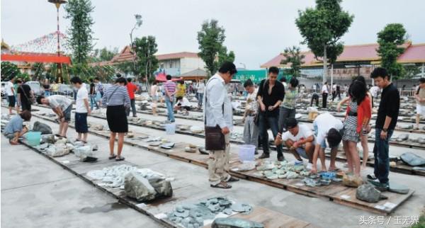 从事玉石加工行业的真相：看似光鲜亮丽，实则苦逼无比