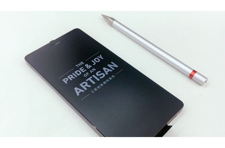 锤子的情怀依在，你还想怎么样