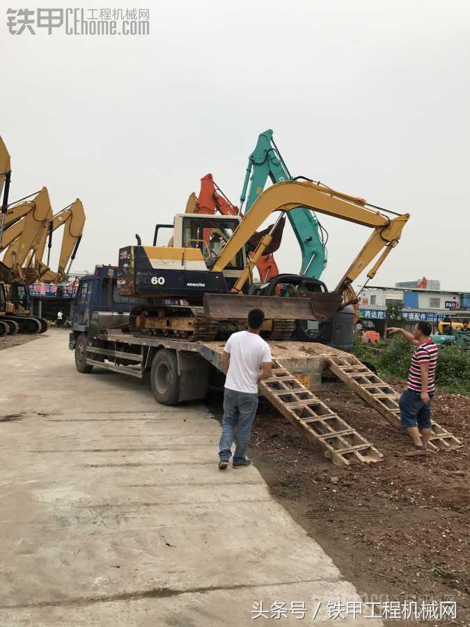 23万的小挖机,买台3万多小挖机回家