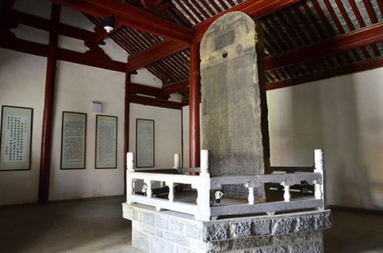 陆良的景点和小吃,曲靖陆良有名景点