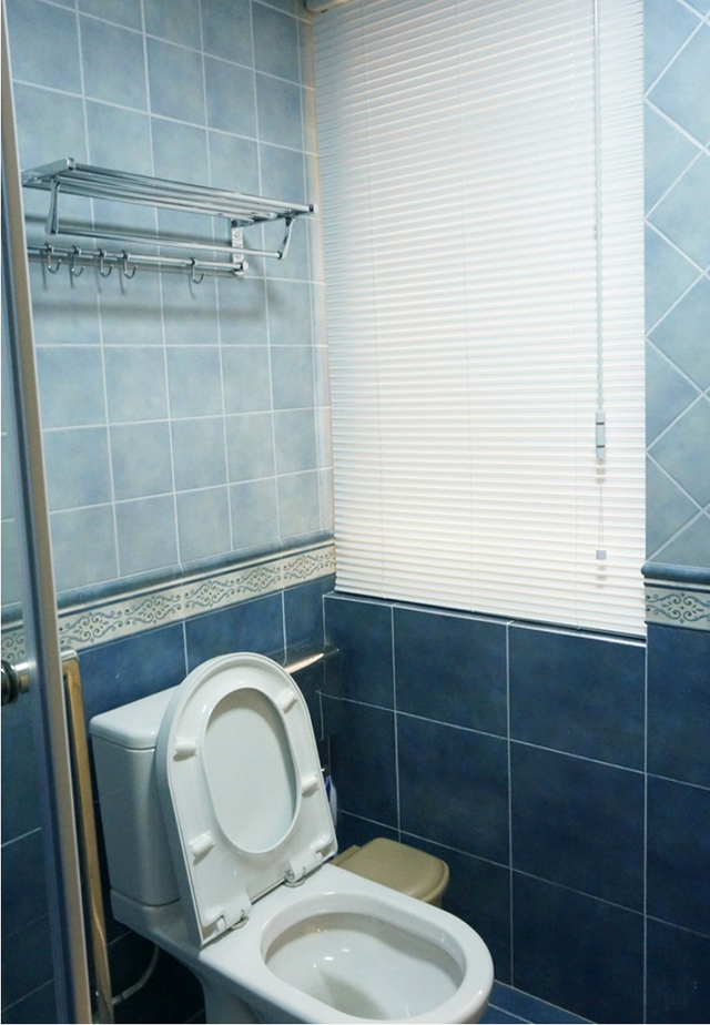 澶翠竴娆¤鍘ㄦ埧瑁呬袱涓棬,鍎跨鎴胯姗辨煖