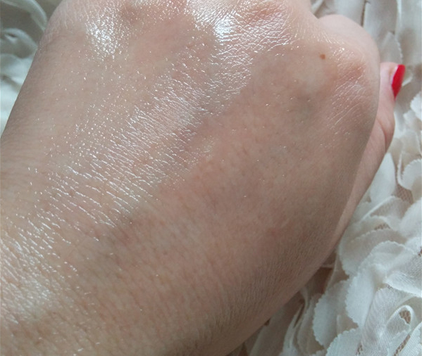 没用精华直接用乳液,没用的护肤