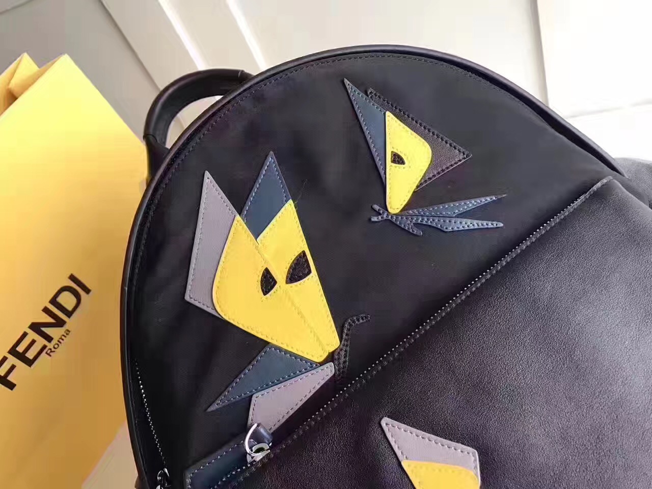 fendi包包最新款,fendi包的经典款