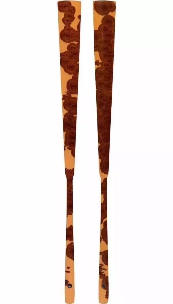 赏尽天下扇，方觉湘妃美