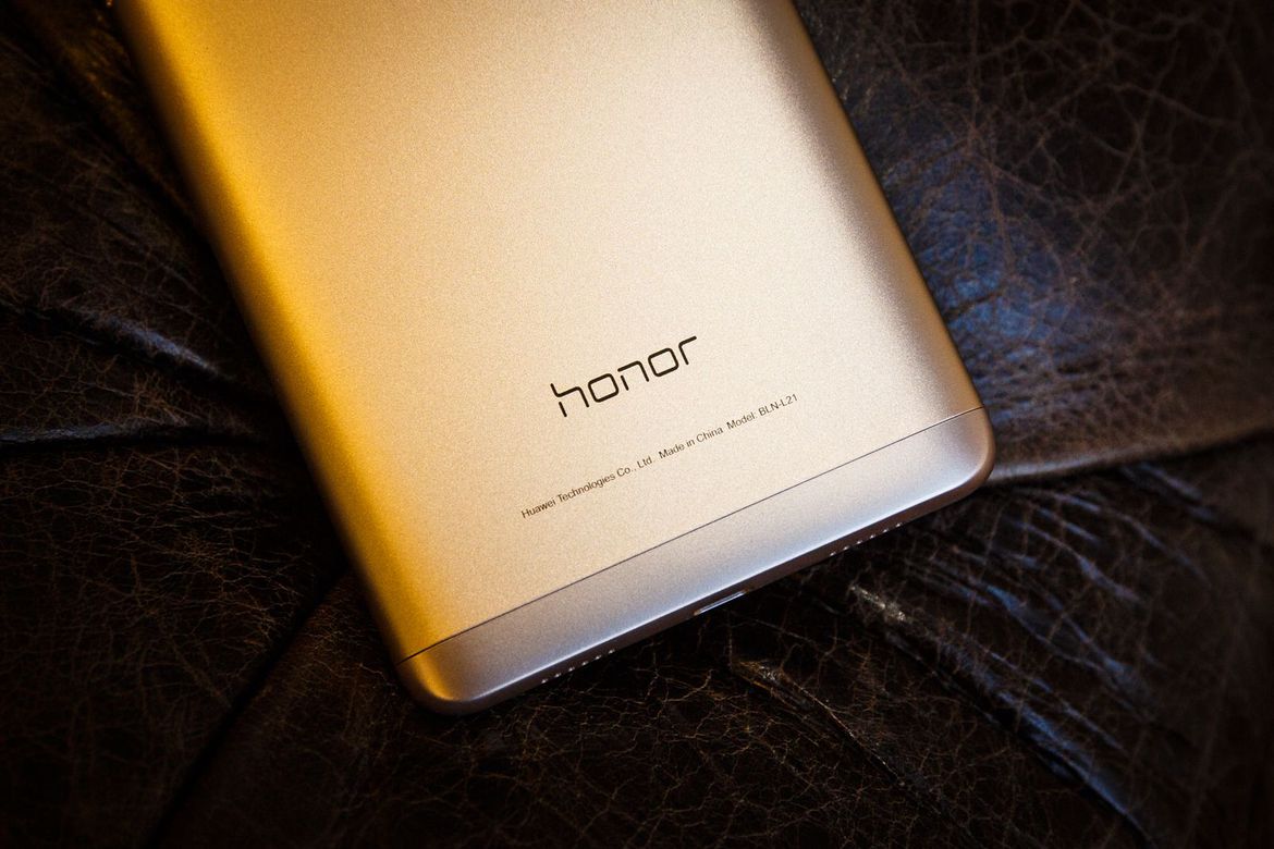 华为畅享60x和摩托罗拉g54哪个好,华为6x测评玩游戏