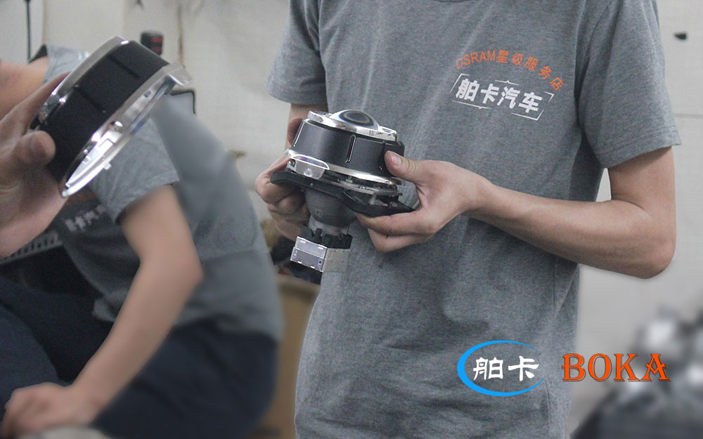 揽胜矩阵大灯改装欧司朗,路虎揽胜大灯改装价格